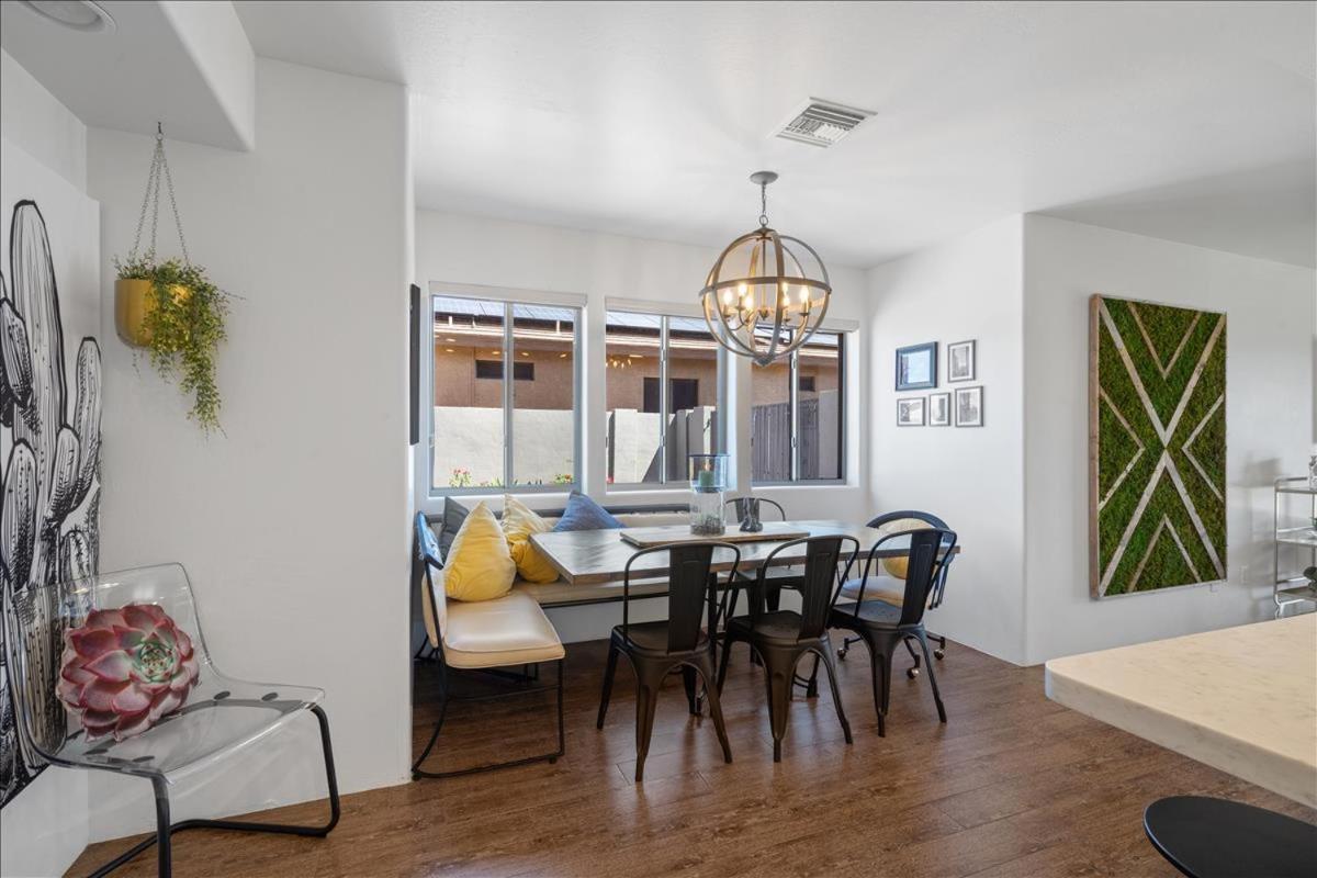 5 Bedroom 4 Bath Boutique Home Premium Location + Heated Pool Option Glendale Exterior photo