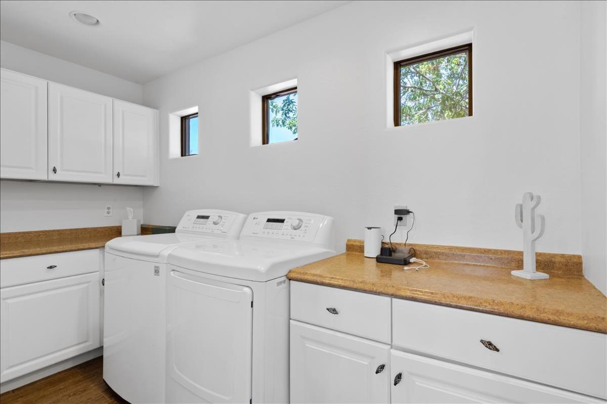 5 Bedroom 4 Bath Boutique Home Premium Location + Heated Pool Option Glendale Exterior photo