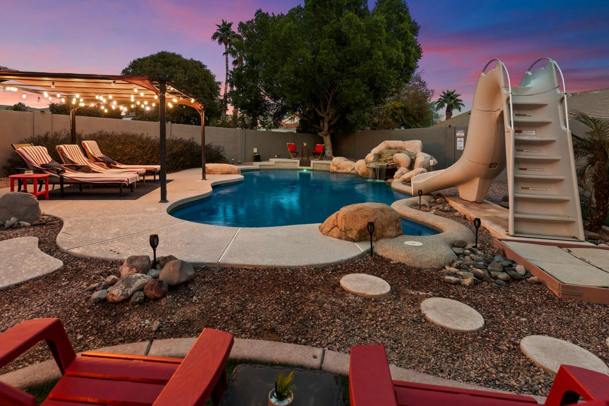 5 Bedroom 4 Bath Boutique Home Premium Location + Heated Pool Option Glendale Exterior photo